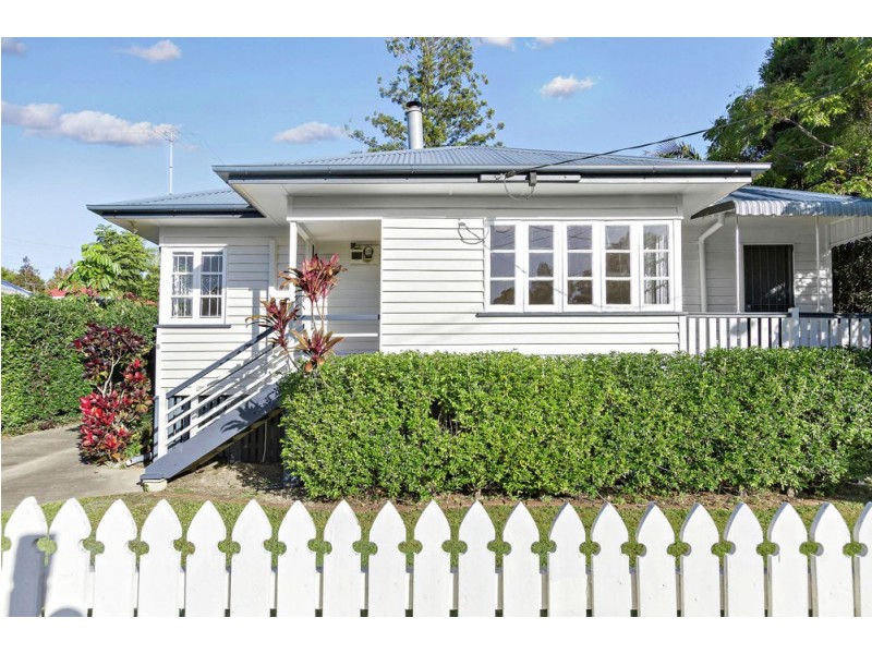 8 Doorey Street, Keperra QLD 4054
