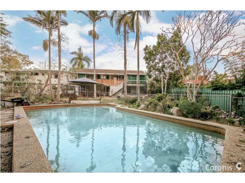 36 Redgrave Street, Stafford Heights QLD 4053