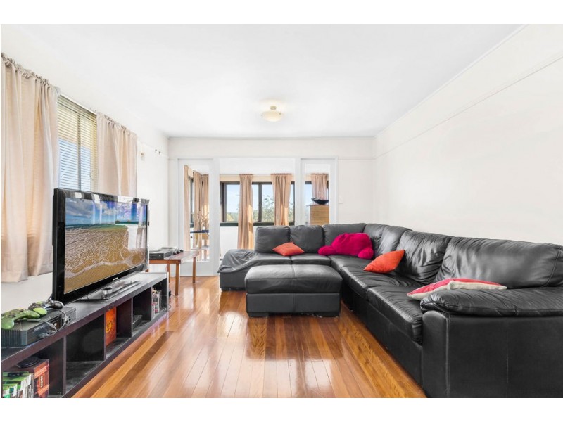 26 Glenmorgan Street, Keperra QLD 4054