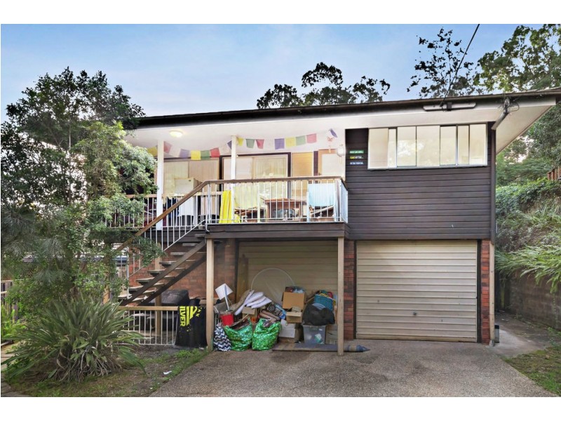 7 Camden Court, Arana Hills QLD 4054