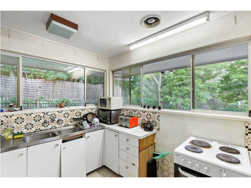 7 Camden Court, Arana Hills QLD 4054