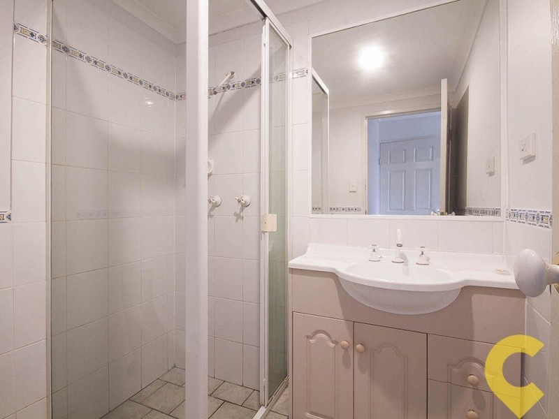 2/15 Osborne Road, Mitchelton QLD 4053