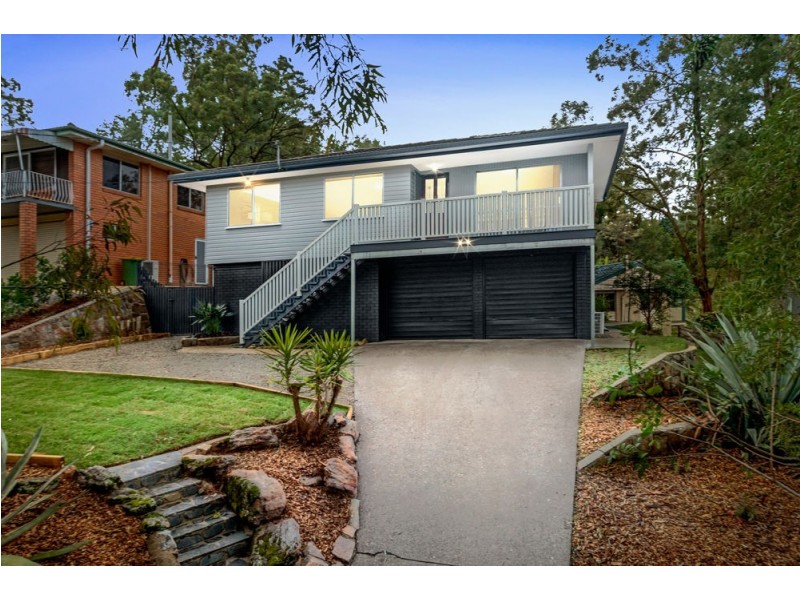 196 Patricks Road, Ferny Hills QLD 4055