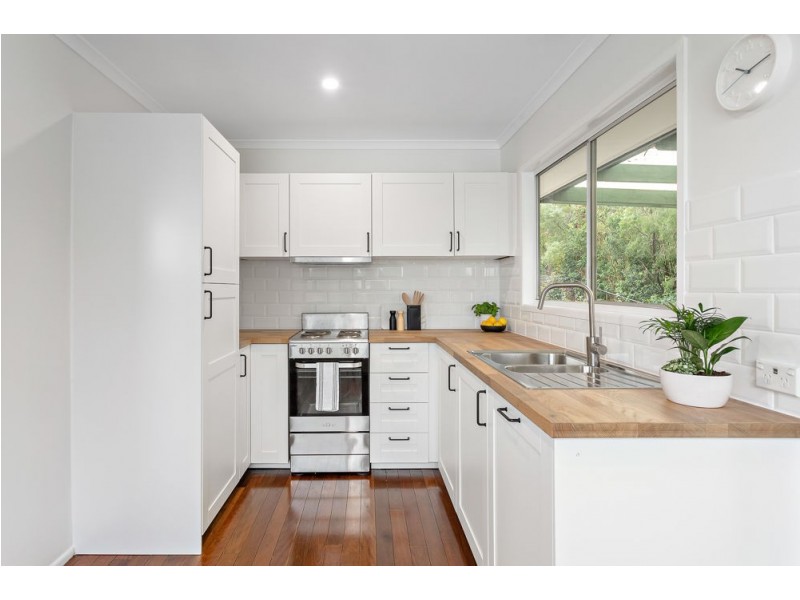 196 Patricks Road, Ferny Hills QLD 4055