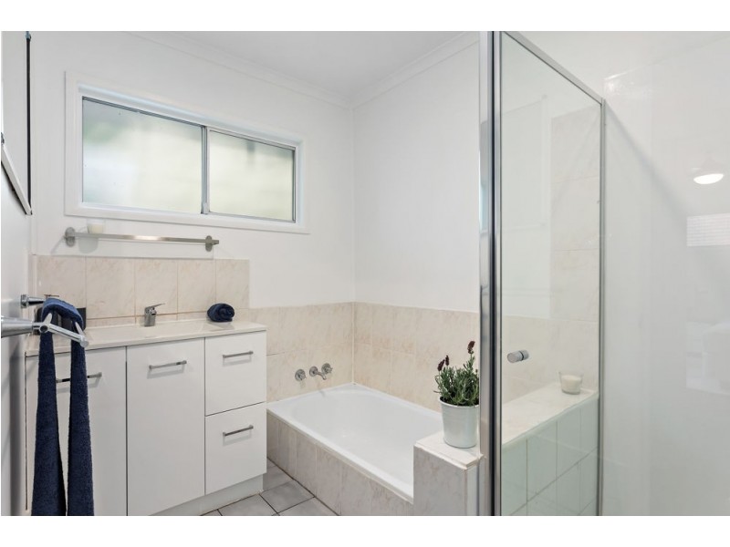 196 Patricks Road, Ferny Hills QLD 4055