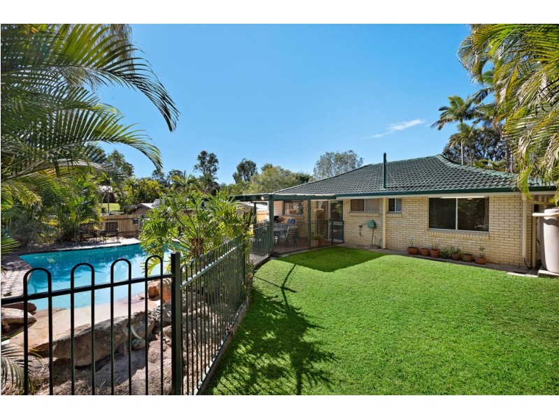 4 Kirikee Street, Ferny Grove QLD 4055