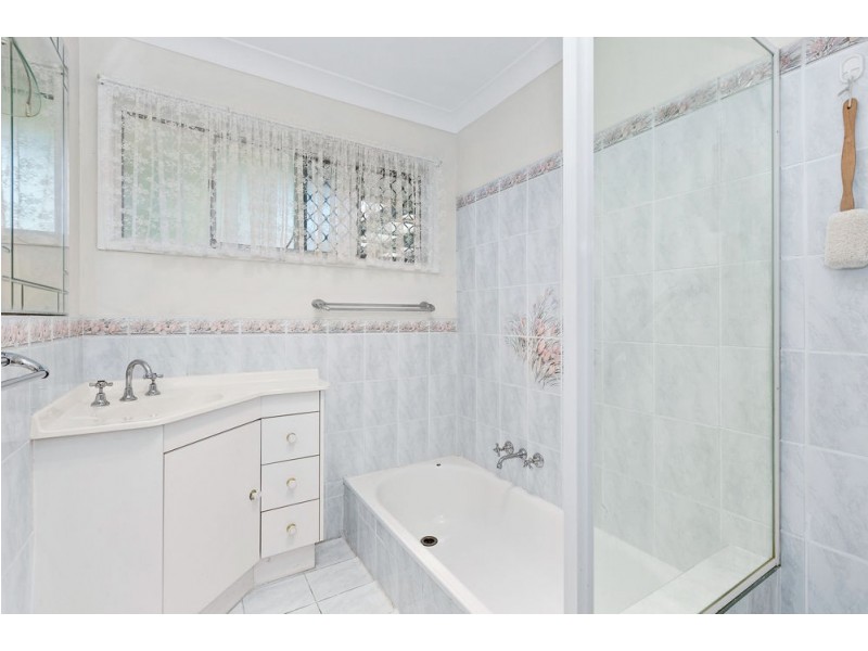 4 Kirikee Street, Ferny Grove QLD 4055