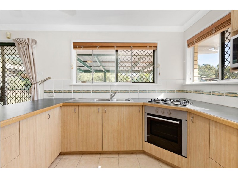 4 Kirikee Street, Ferny Grove QLD 4055