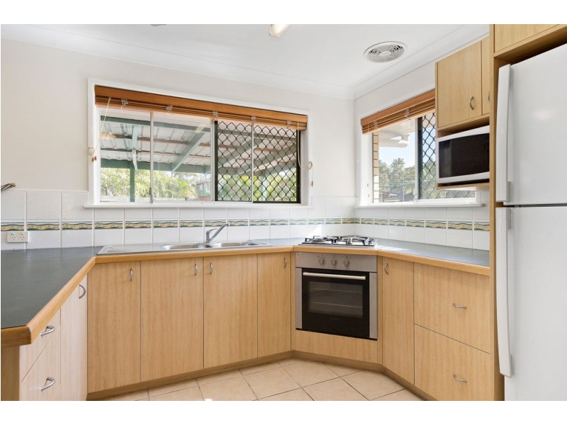 4 Kirikee Street, Ferny Grove QLD 4055