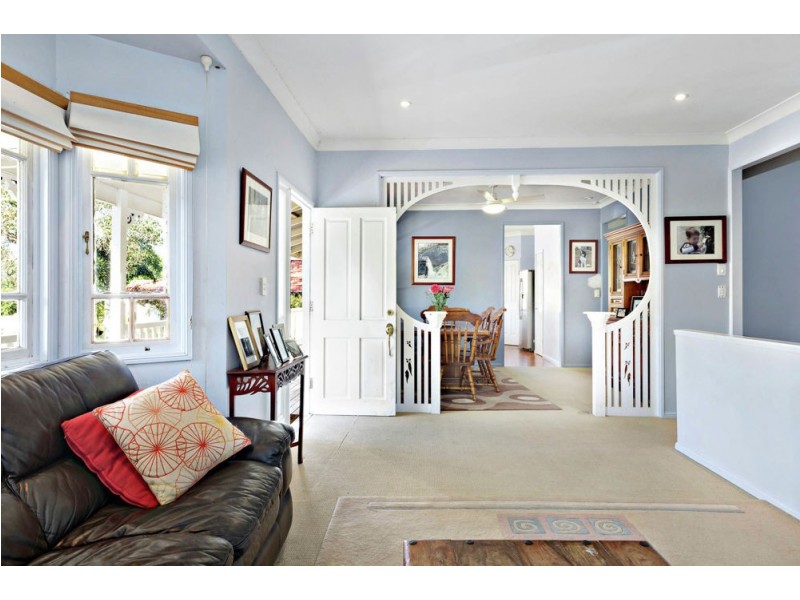 1 Verwood Court, Ferny Hills QLD 4055