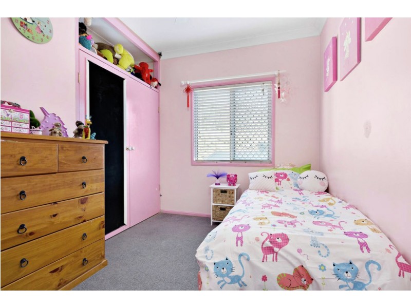 1 Verwood Court, Ferny Hills QLD 4055