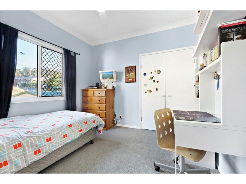 1 Verwood Court, Ferny Hills QLD 4055