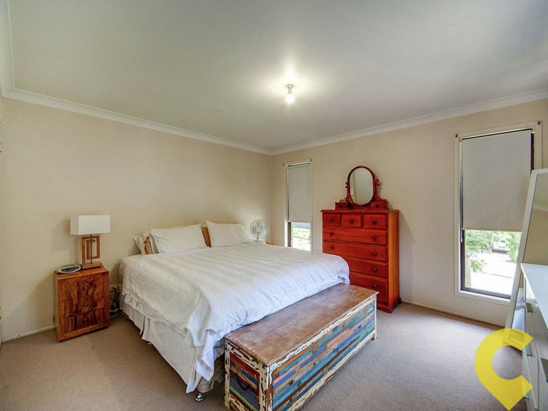 6 Nyora Street, Everton Hills QLD 4053