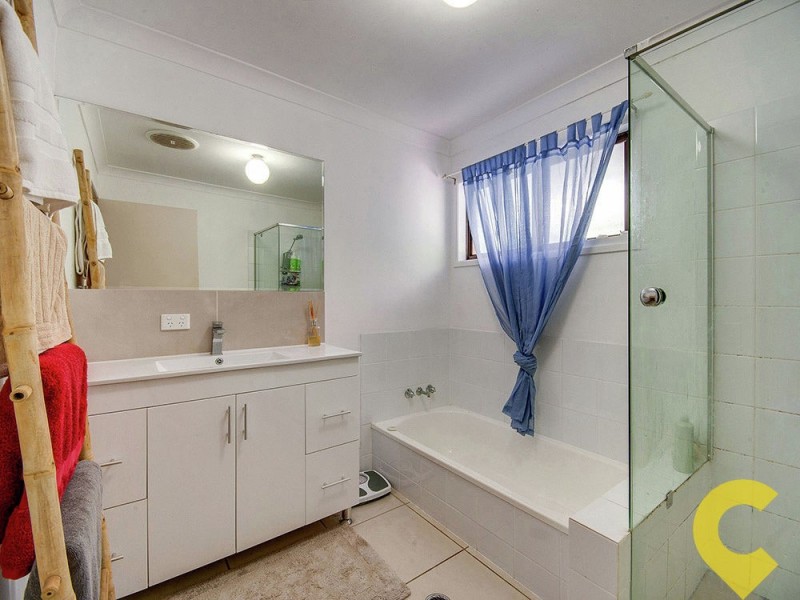 6 Nyora Street, Everton Hills QLD 4053