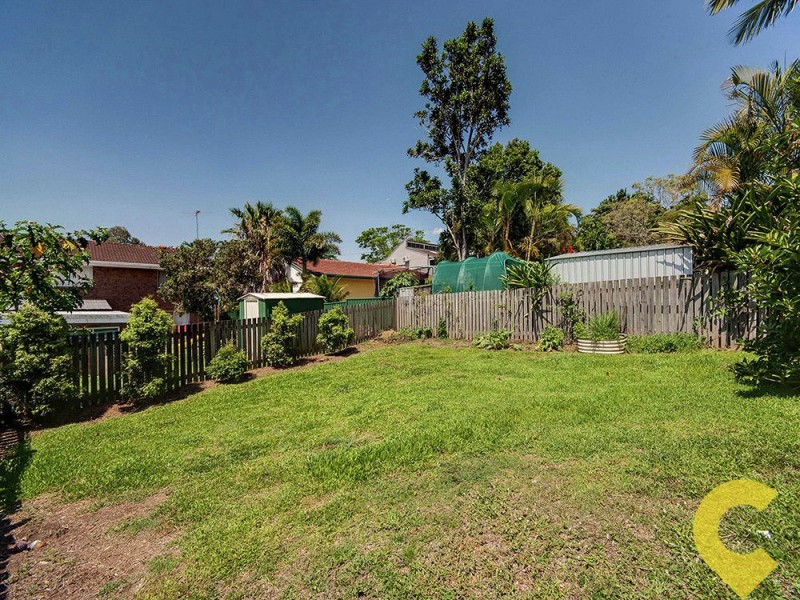 6 Nyora Street, Everton Hills QLD 4053