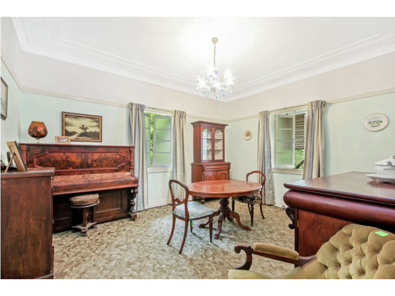 558 Waterworks Road, Ashgrove QLD 4060