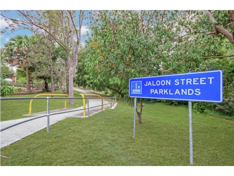 558 Waterworks Road, Ashgrove QLD 4060