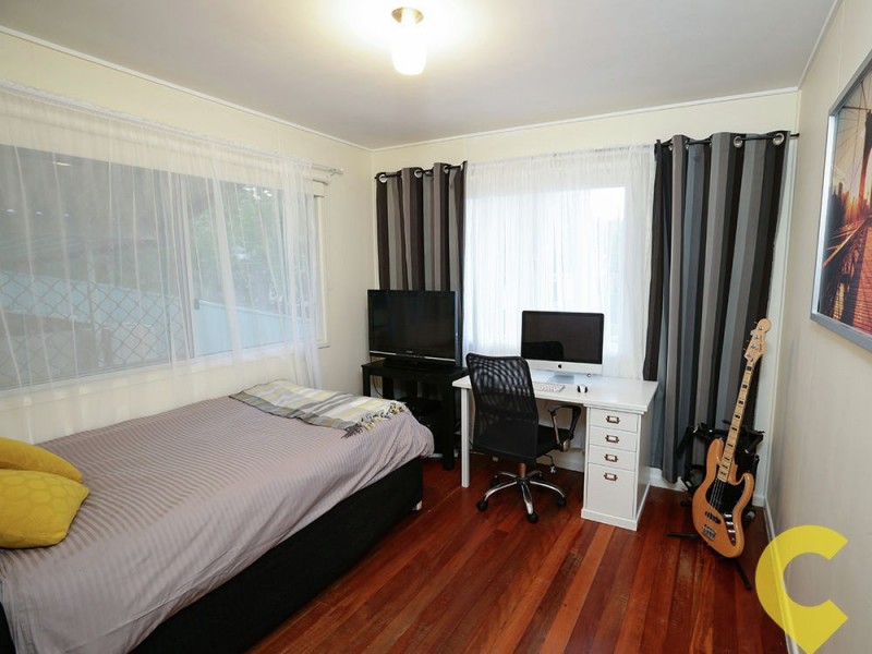 26 Amaroo Ave, Ferny Hills QLD 4055