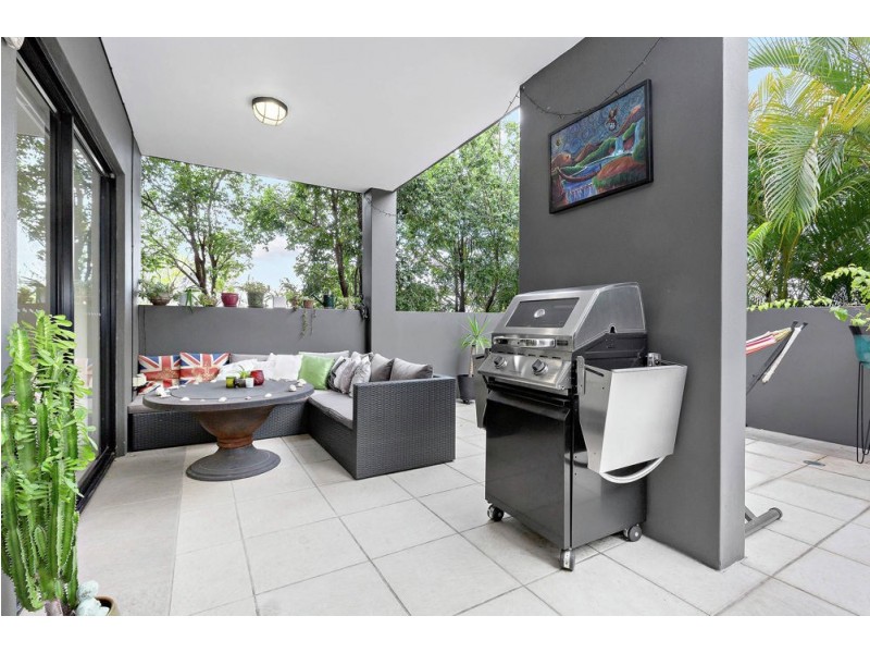 4/233 Gympie Road, Kedron QLD 4031