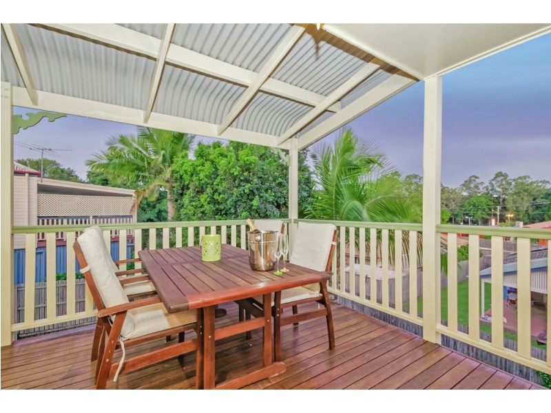 39 Hillenvale Avenue, Arana Hills QLD 4054