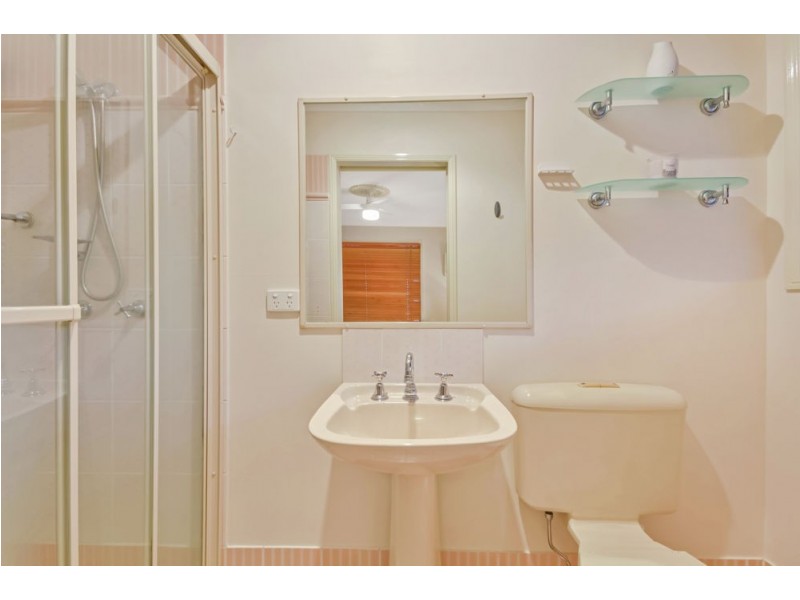 39 Hillenvale Avenue, Arana Hills QLD 4054