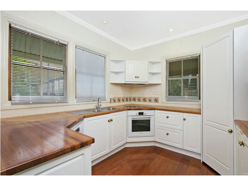 14 Horrocks Street, Toowong QLD 4066