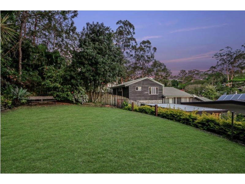 20 Stromlo Street, Everton Park QLD 4053