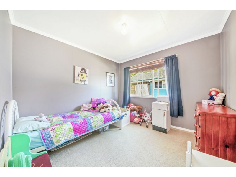 14 Patricks Road, Arana Hills QLD 4054