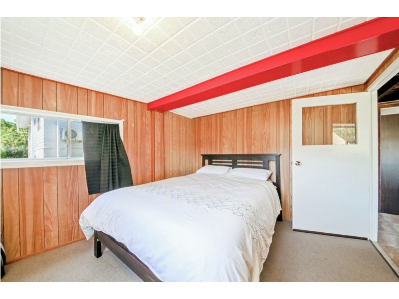 14 Patricks Road, Arana Hills QLD 4054