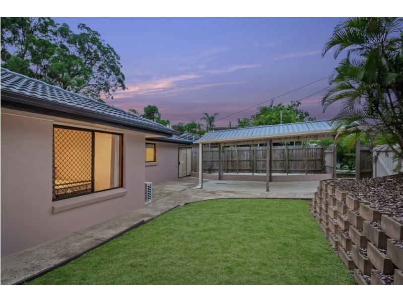 5 Eveleigh Street, Arana Hills QLD 4054