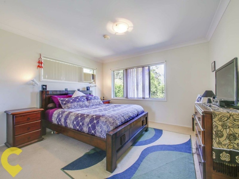 10 Tombondan Crescent, Ferny Hills QLD 4055