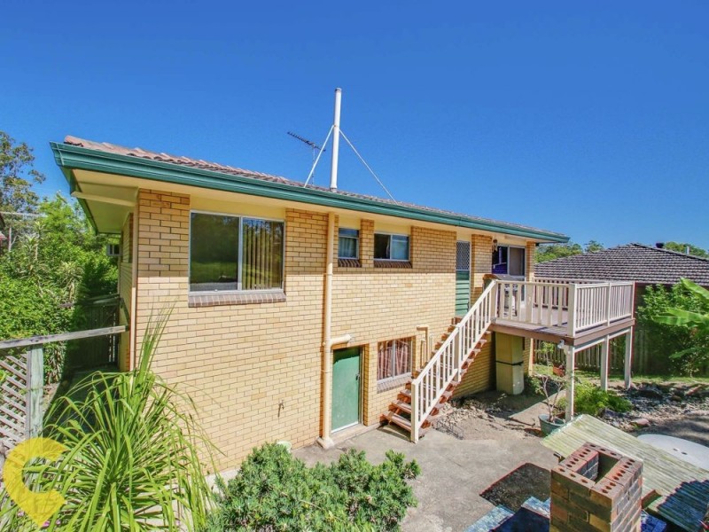 10 Tombondan Crescent, Ferny Hills QLD 4055