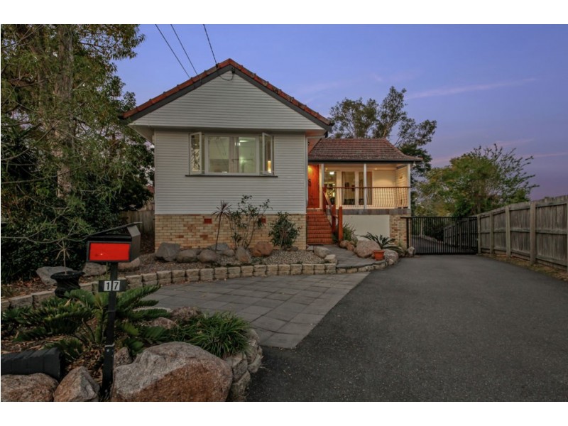 17 Greenhill Street, Everton Park QLD 4053