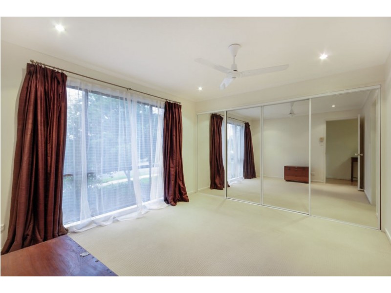 100 Kylie Avenue, Ferny Hills QLD 4055