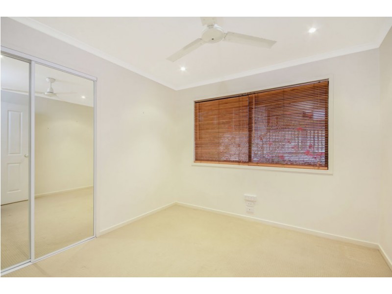 100 Kylie Avenue, Ferny Hills QLD 4055