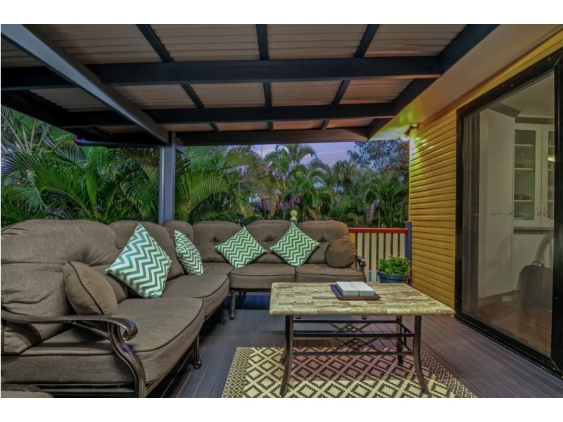 20 Jane Street, Arana Hills QLD 4054