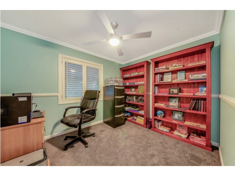 20 Jane Street, Arana Hills QLD 4054