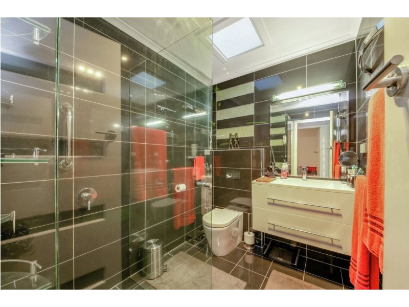 20 Jane Street, Arana Hills QLD 4054