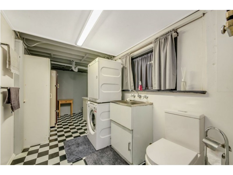 20 Jane Street, Arana Hills QLD 4054