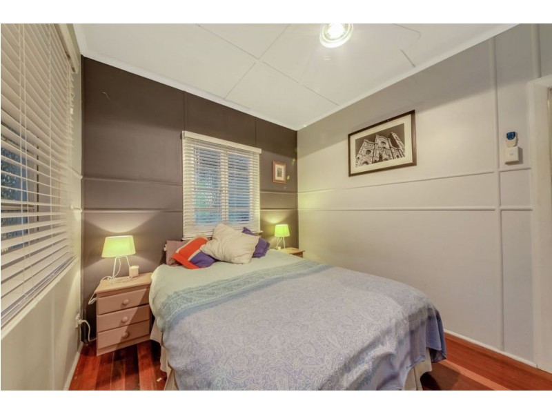 19 Dawson Parade, Keperra QLD 4054