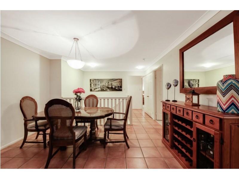 32 Selkirk Crescent, Ferny Grove QLD 4055