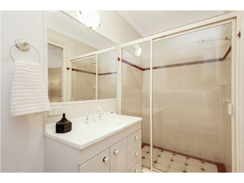 32 Selkirk Crescent, Ferny Grove QLD 4055