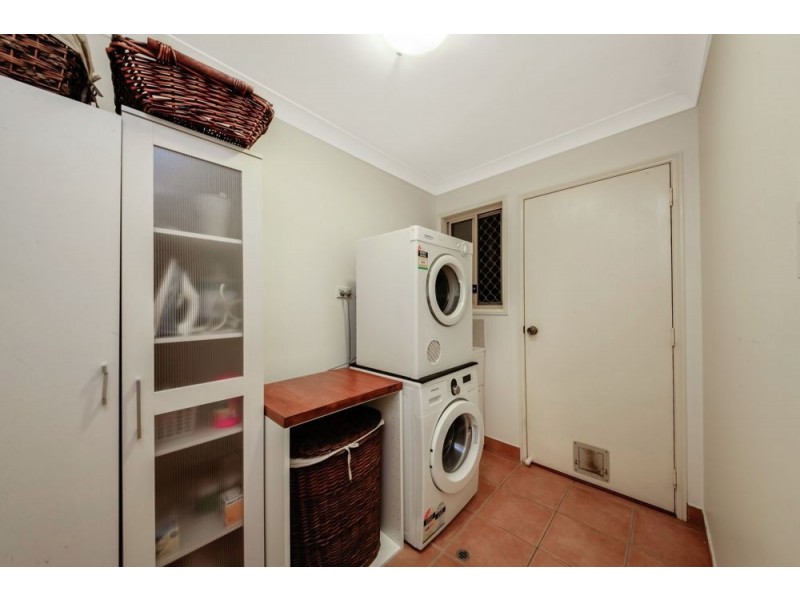 32 Selkirk Crescent, Ferny Grove QLD 4055