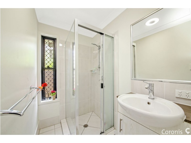 111 Mount Kaputar Avenue, Fitzgibbon QLD 4018