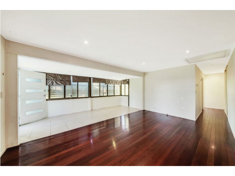 166 Patricks Road, Ferny Hills QLD 4055