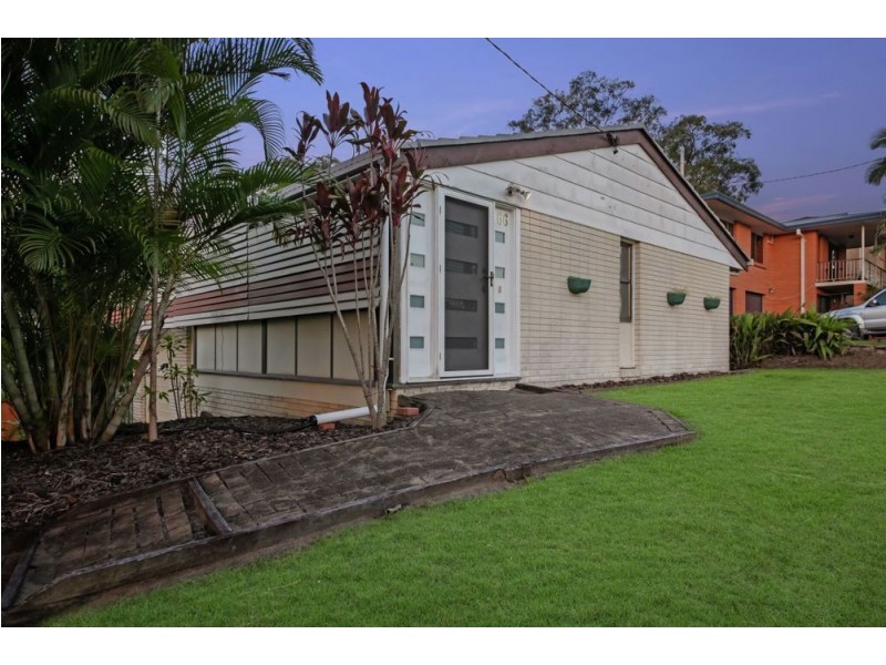 166 Patricks Road, Ferny Hills QLD 4055