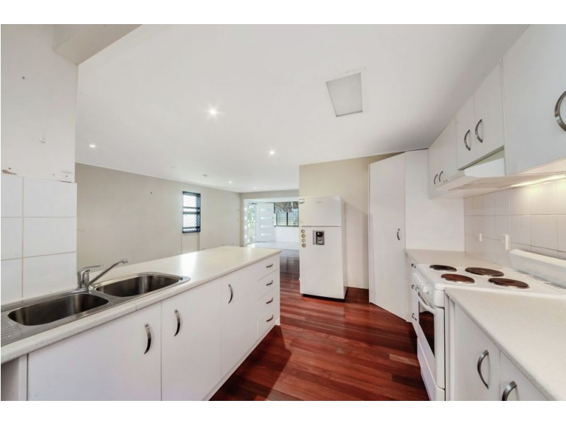 166 Patricks Road, Ferny Hills QLD 4055