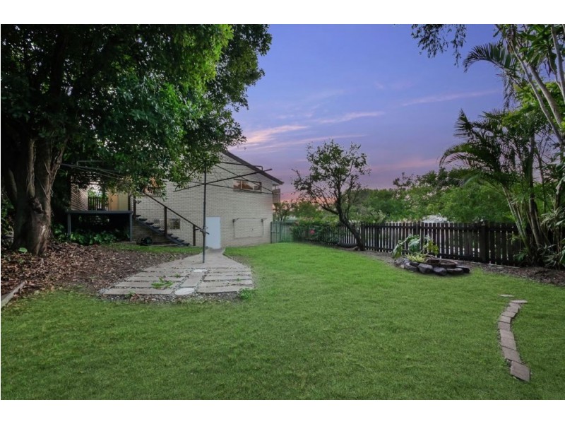 166 Patricks Road, Ferny Hills QLD 4055