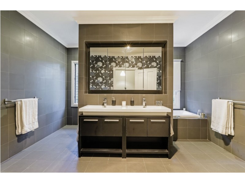 21 Dundialla Way, Yugar QLD 4520