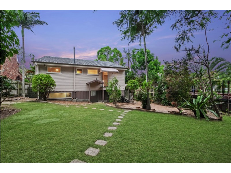 6 Alkoomi Avenue, Ferny Hills QLD 4055